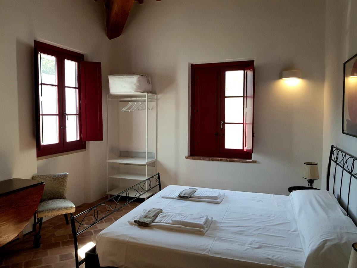 Villa Montefiore Country Resort Borghetto  ภายนอก รูปภาพ